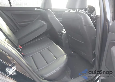 2014 Volkswagen Jetta Sportwagen 2.0L Tdi z USA, uszkodzony, nr VIN 3VWML7AJ4EM620893